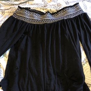 Off the shoulder long sleeve shirt